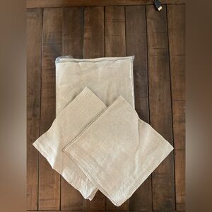 Elegant Beige Linen Napkin Set (10) napkins included - NWT